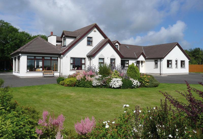 Valley View Country House Bed And Breakfast Bushmills Εξωτερικό φωτογραφία
